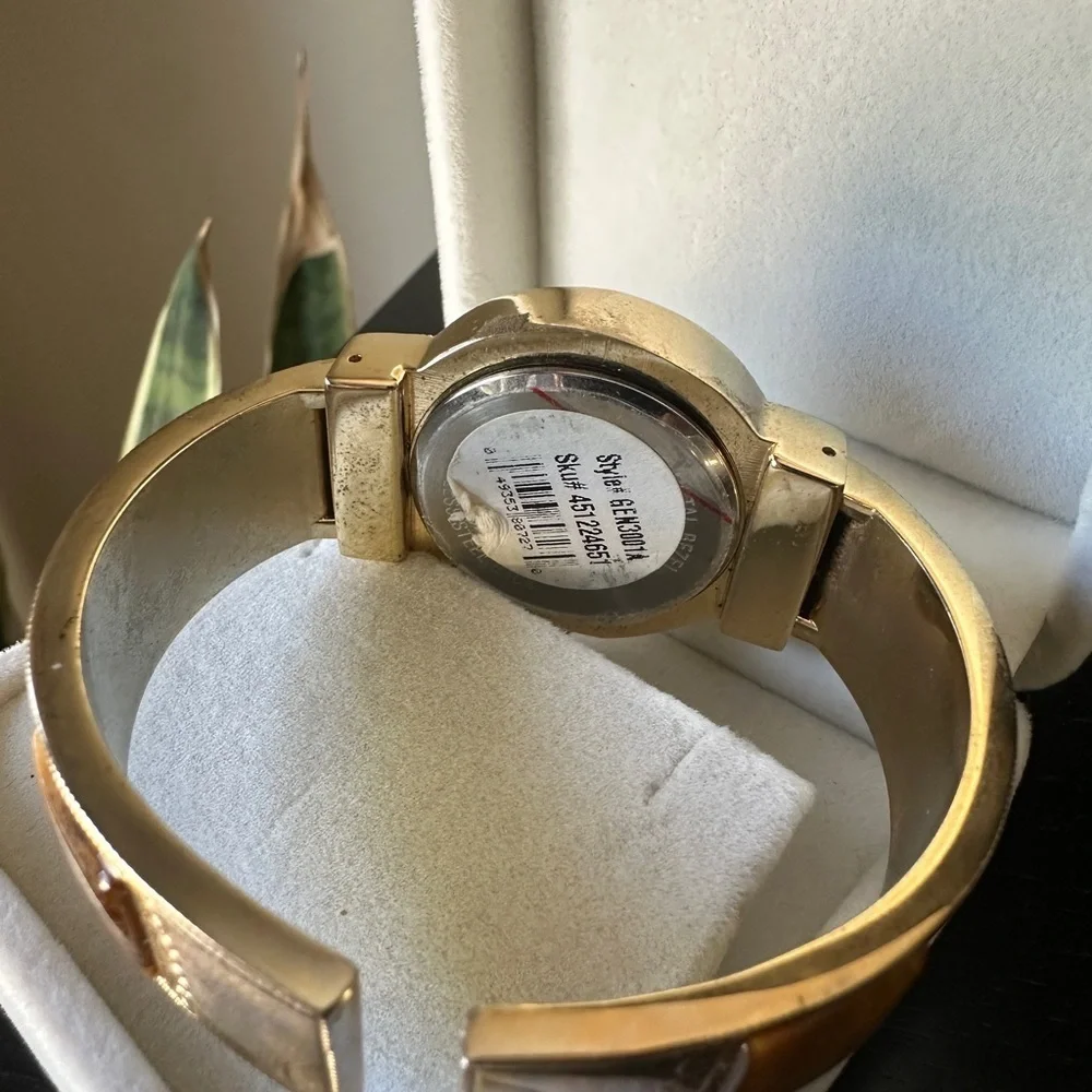 Studio chic watch